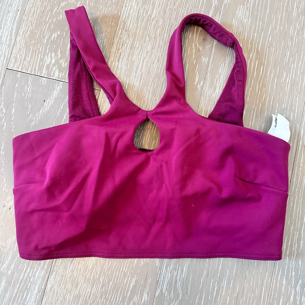 Lululemon Keyhole Berry Bra